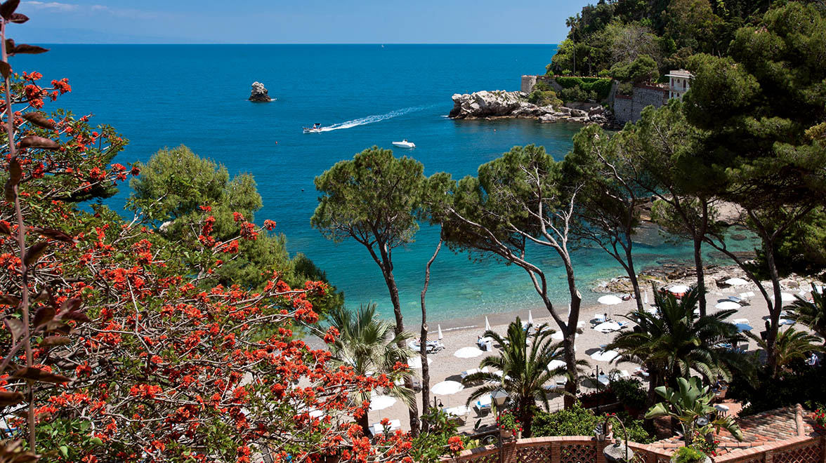 Villa beach